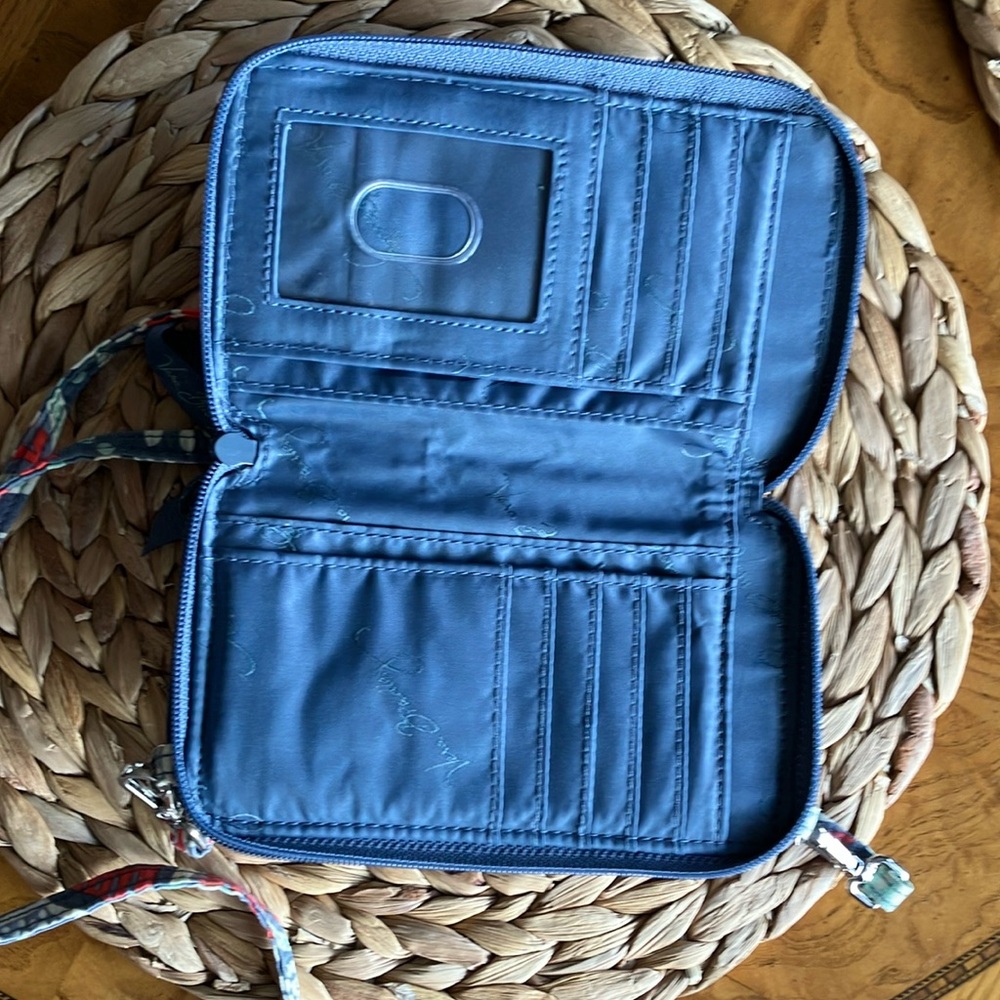 Vera Bradley Crossbody Wallet/ Bag - Picture 3 of 6